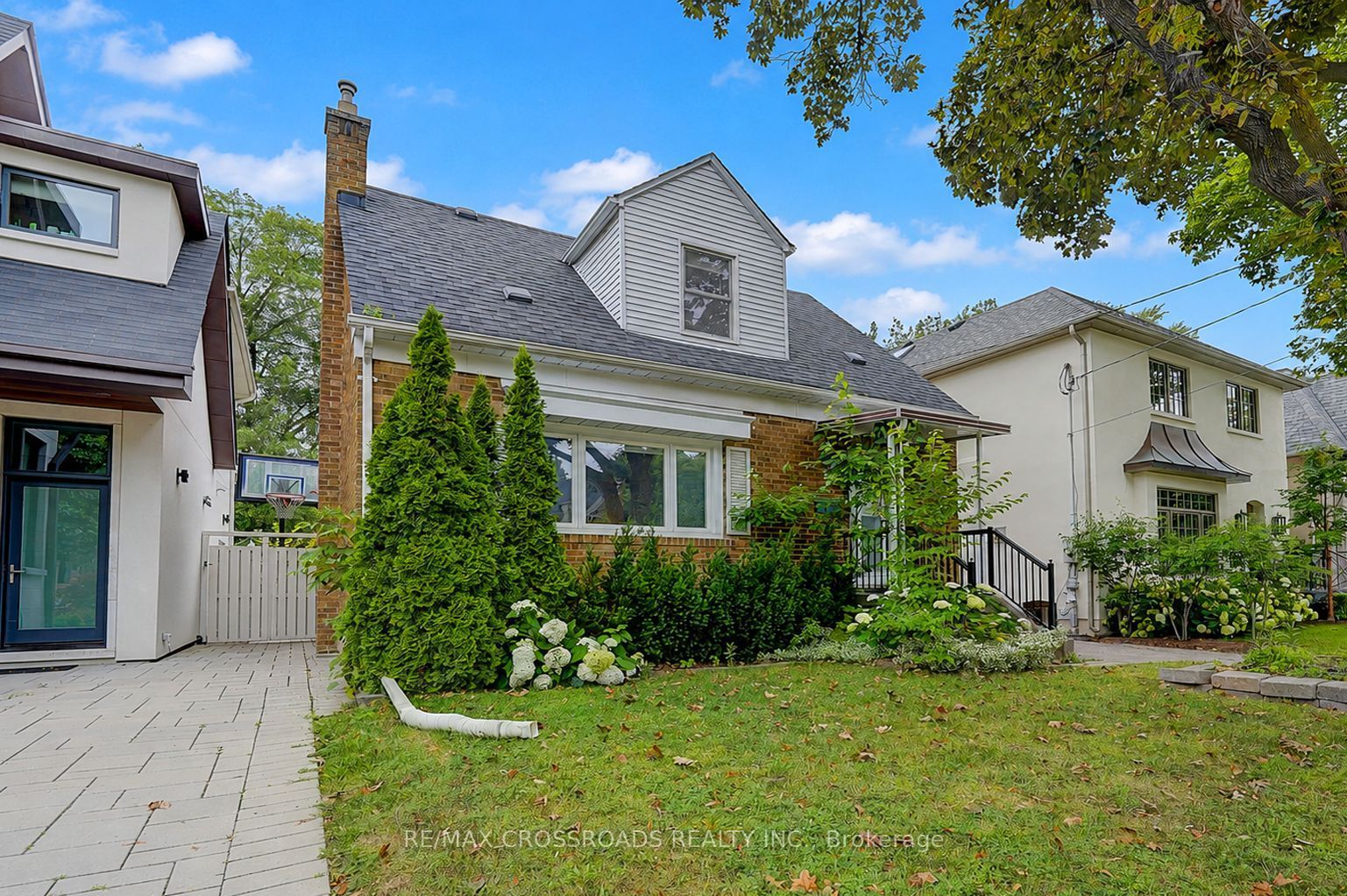 128 Leacrest Road