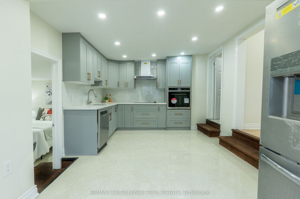 Photo of 10 Draper Street, Halton Hills, ON L7G 3C8 (MLS # W12580574)