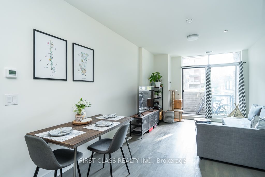 1575 Lakeshore Road W 159