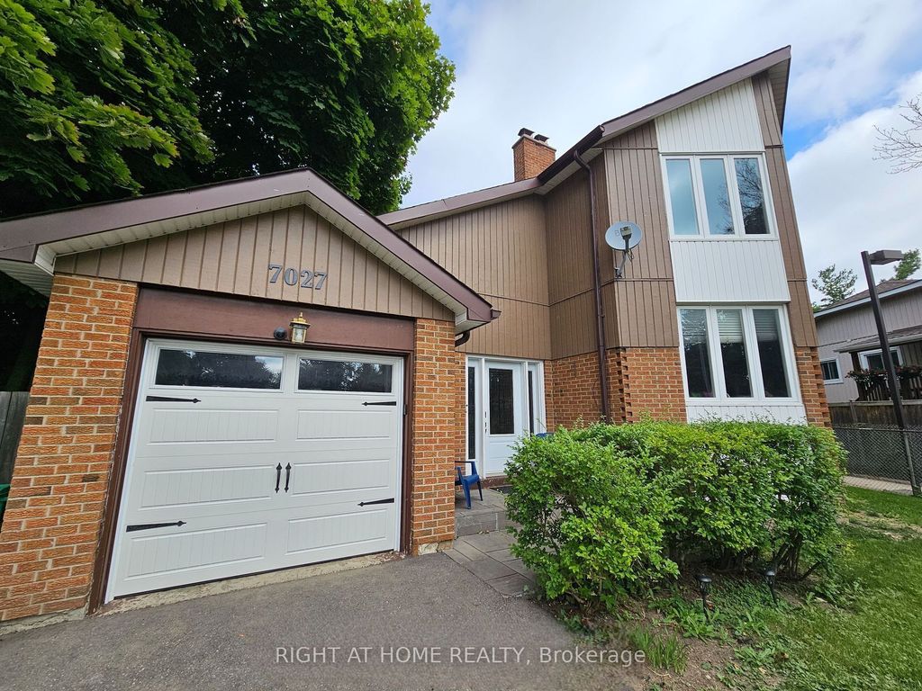 Photo of 7027 Estoril Road, Mississauga, ON L5N 1N3 (MLS # W13125548)
