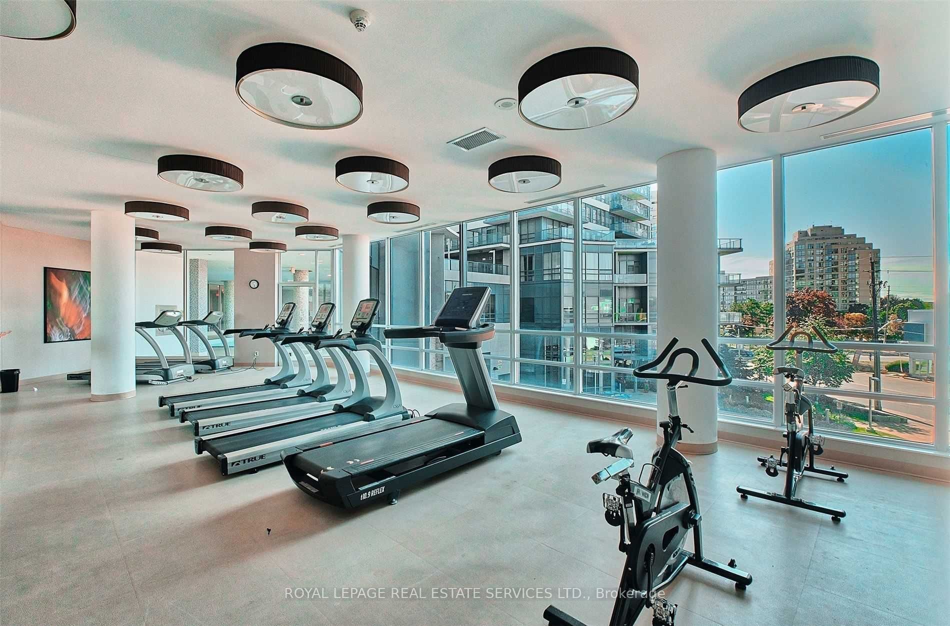 Toronto W06, ON M8V 0B2, Canada, 3 Bedrooms Bedrooms, ,2 BathroomsBathrooms,Residential,Active,10028