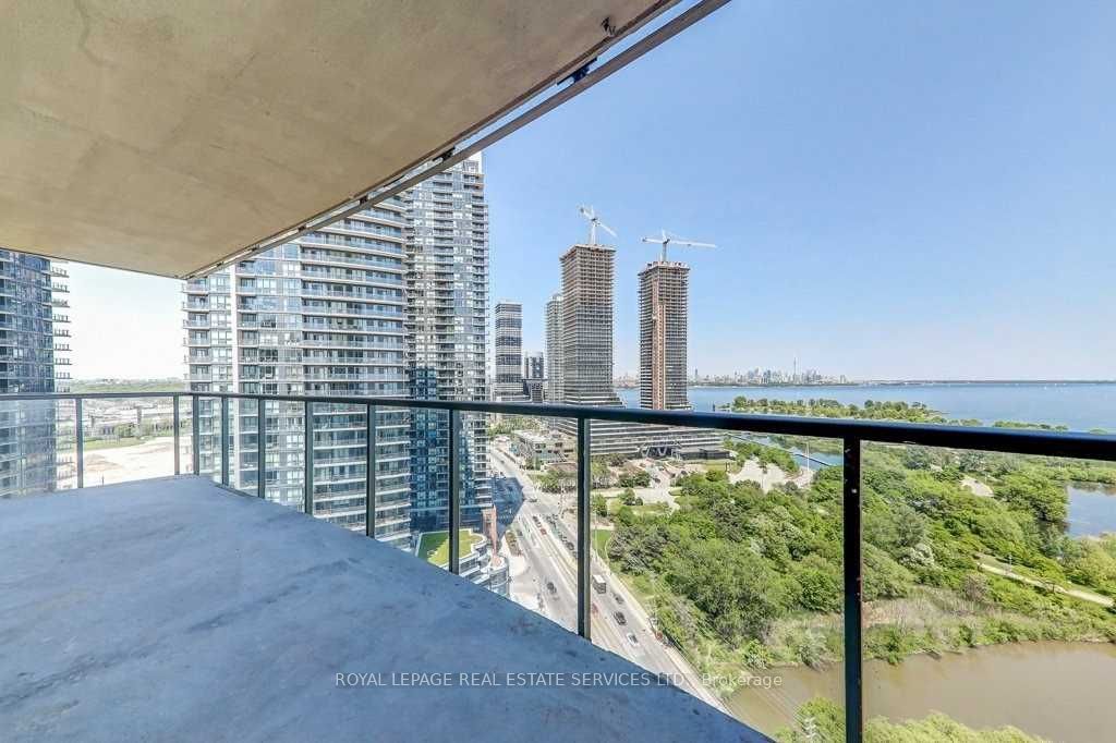 Toronto W06, ON M8V 0B2, Canada, 3 Bedrooms Bedrooms, ,2 BathroomsBathrooms,Residential,Active,10028