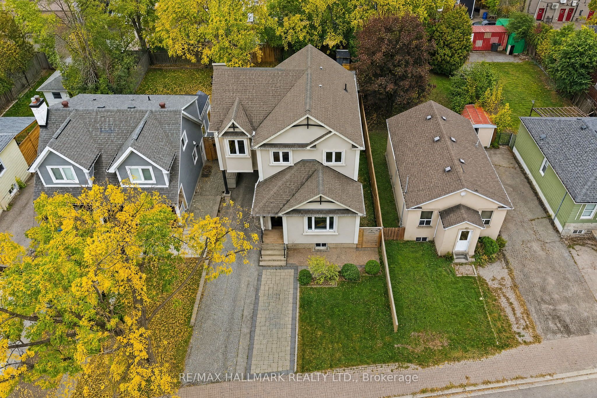 35 Rainbow Drive