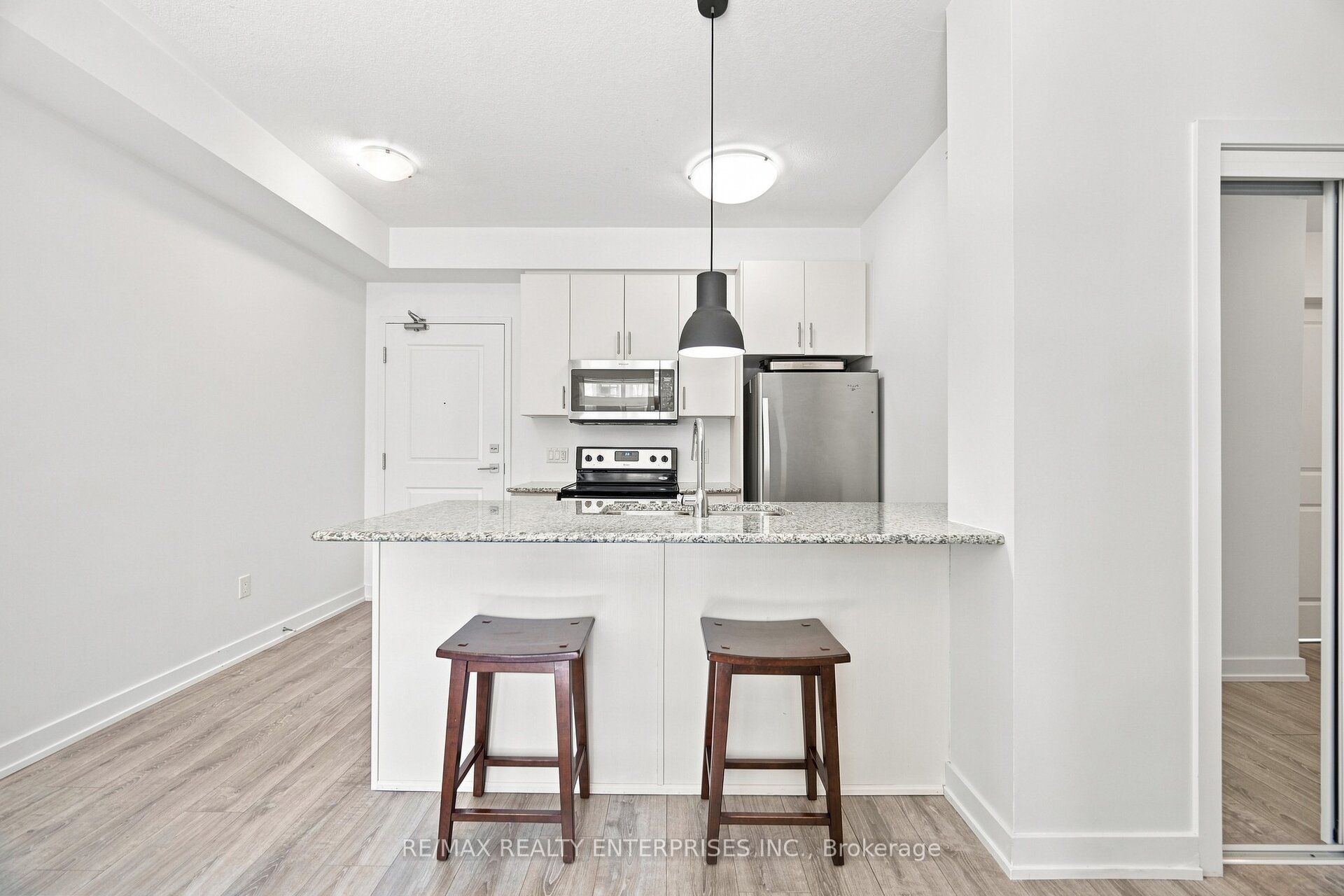 2486 Old Bronte Road 203