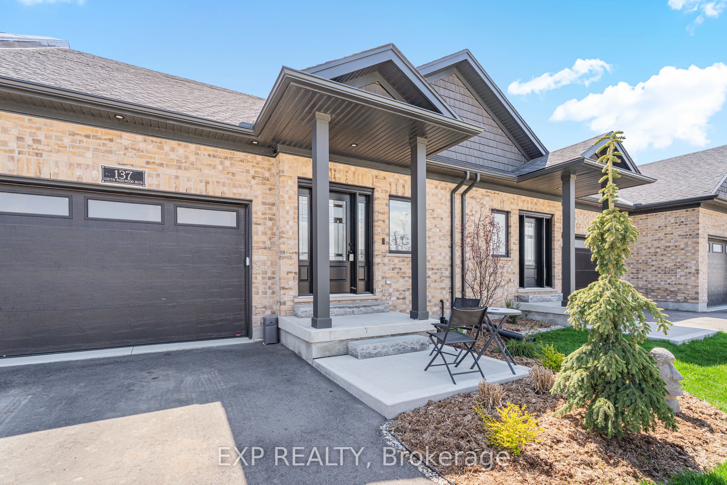 137 South Parkwood Boulevard