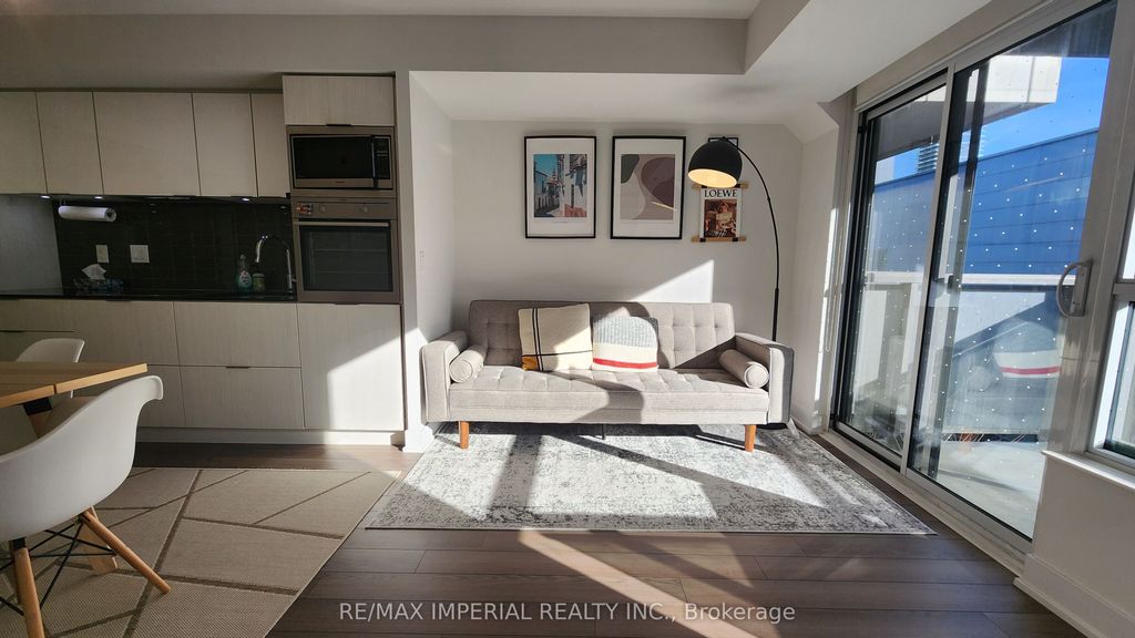 Photo of 318 Richmond Street W #515, Toronto, ON M5V 0B4 (MLS # C13028358)