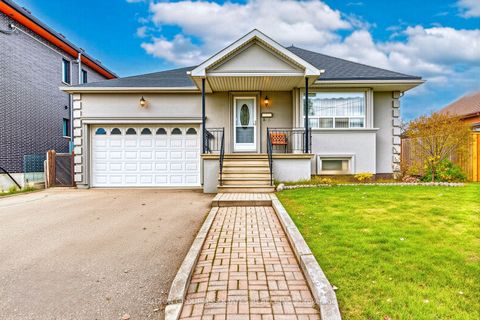 Photo of 136 Anthony Road, Toronto, ON M3K 1B6 (MLS # W12505506)