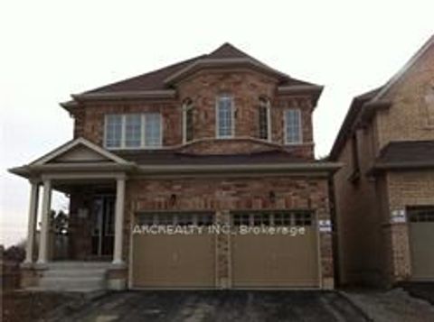 1F Riding Mountain Drive Richmond Hill ON L4E 0X9