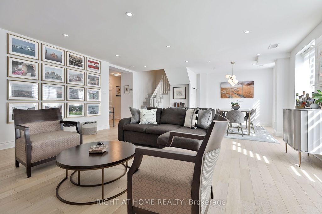 Photo of 80 Charles Street E #801, Toronto, ON M4Y 2W7 (MLS # C12446630)