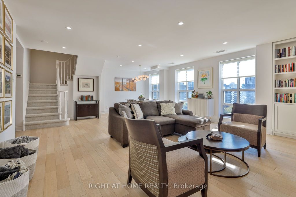 Photo of 80 Charles Street E #801, Toronto, ON M4Y 2W7 (MLS # C12446630)