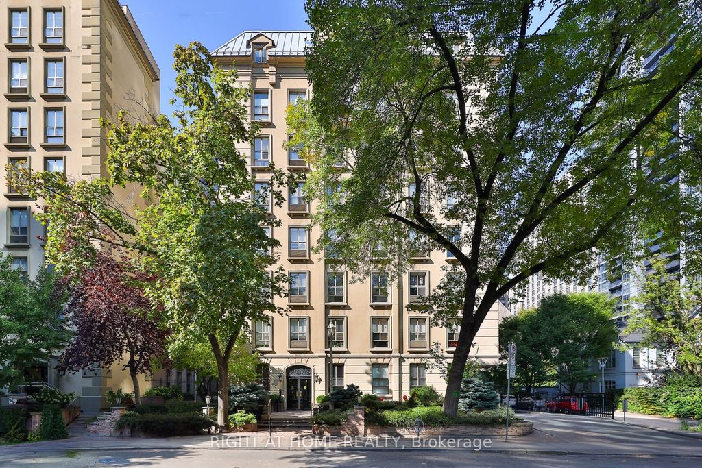 Photo of 80 Charles Street E #801, Toronto, ON M4Y 2W7 (MLS # C12446630)