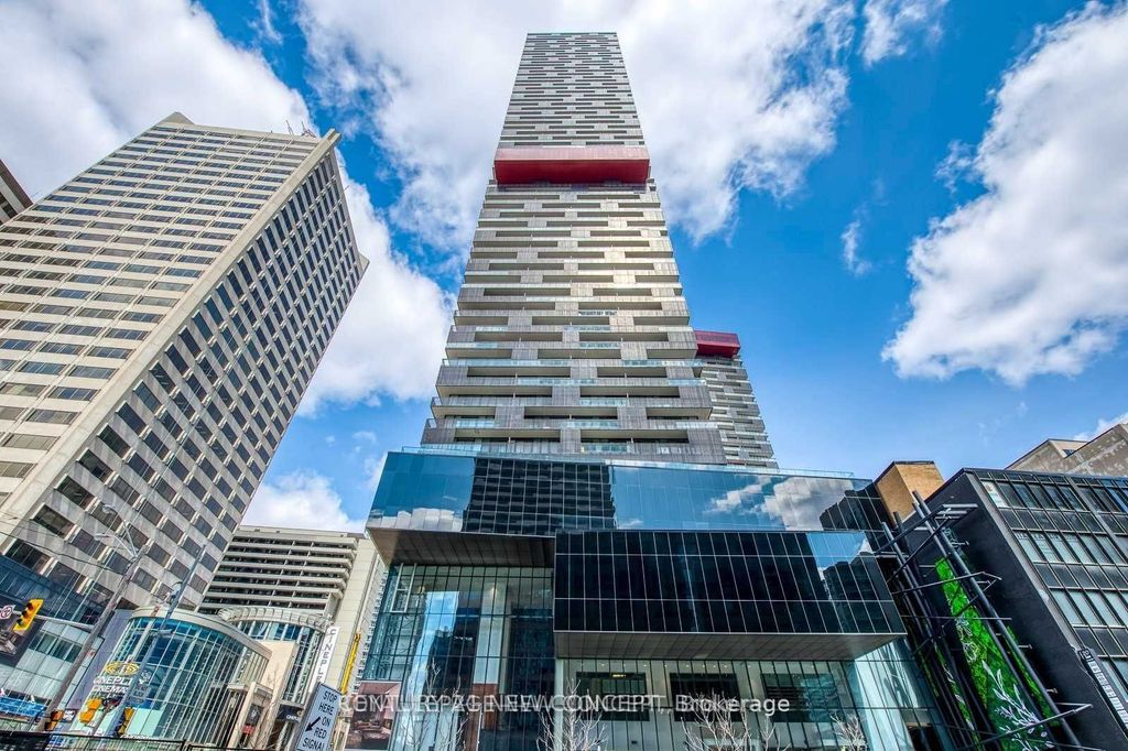 Photo of 8 Eglinton Avenue #3604, Toronto, ON M4P 0C1 (MLS # C13034028)