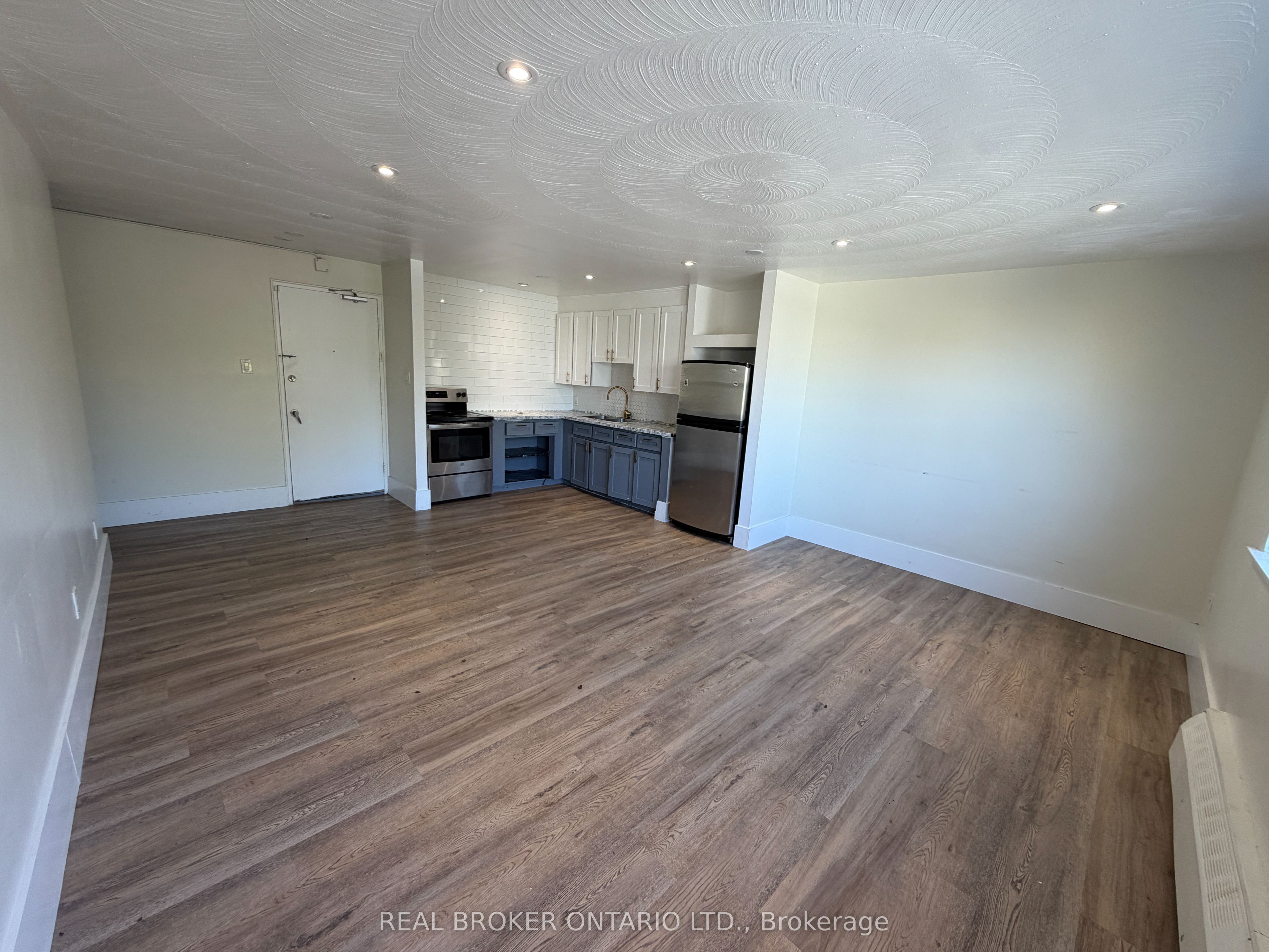 50 Benson Avenue 202
