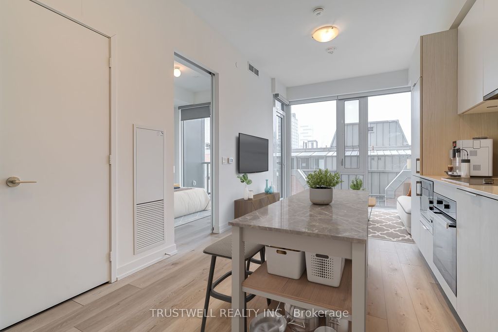 Photo of 158 Front Street E #1004, Toronto, ON M5A 0K9 (MLS # C12889932)
