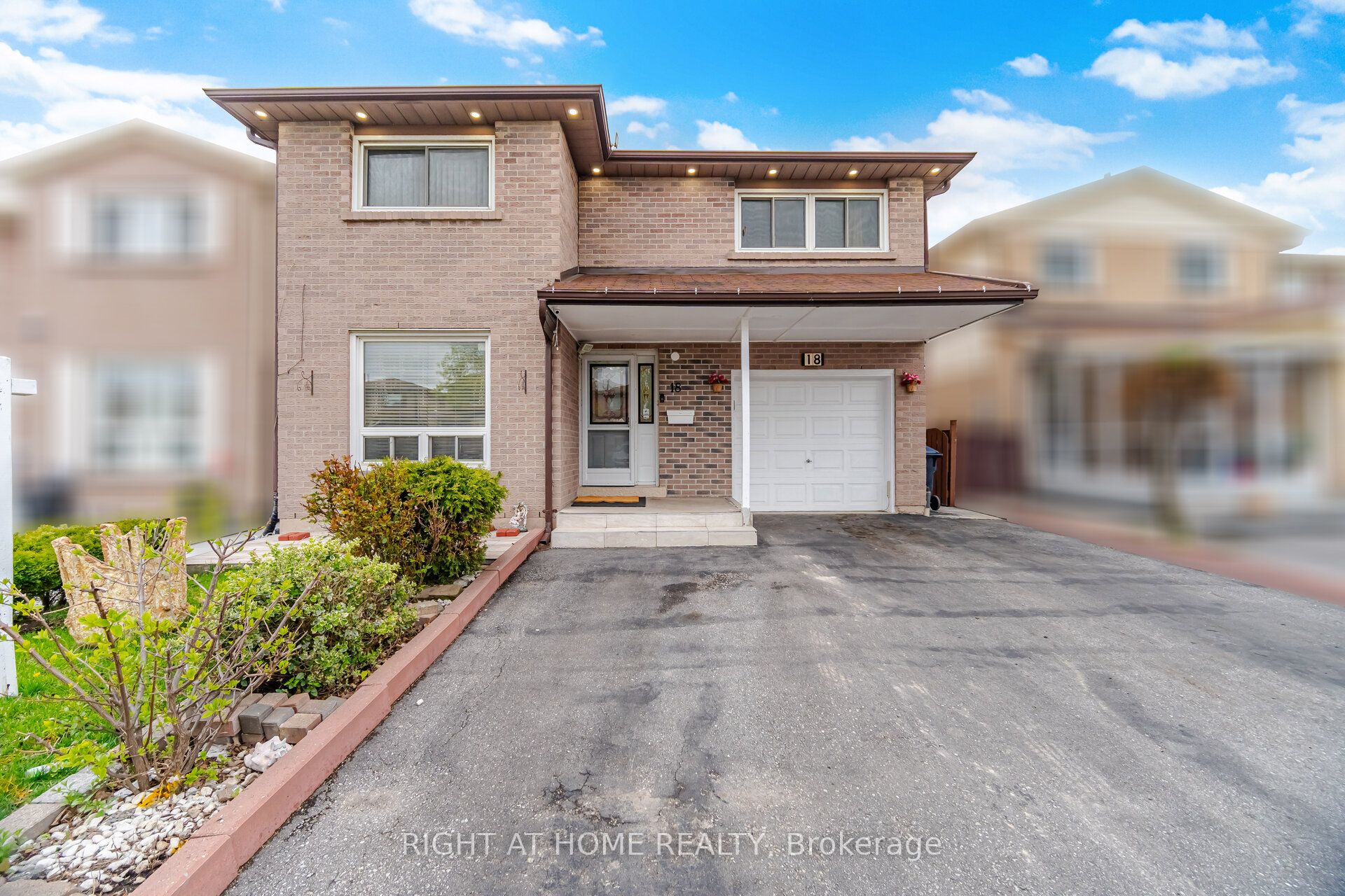 18 Mercedes Drive