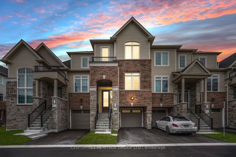125 Lyall Stokes Circle East Gwillimbury ON L0G 1M0