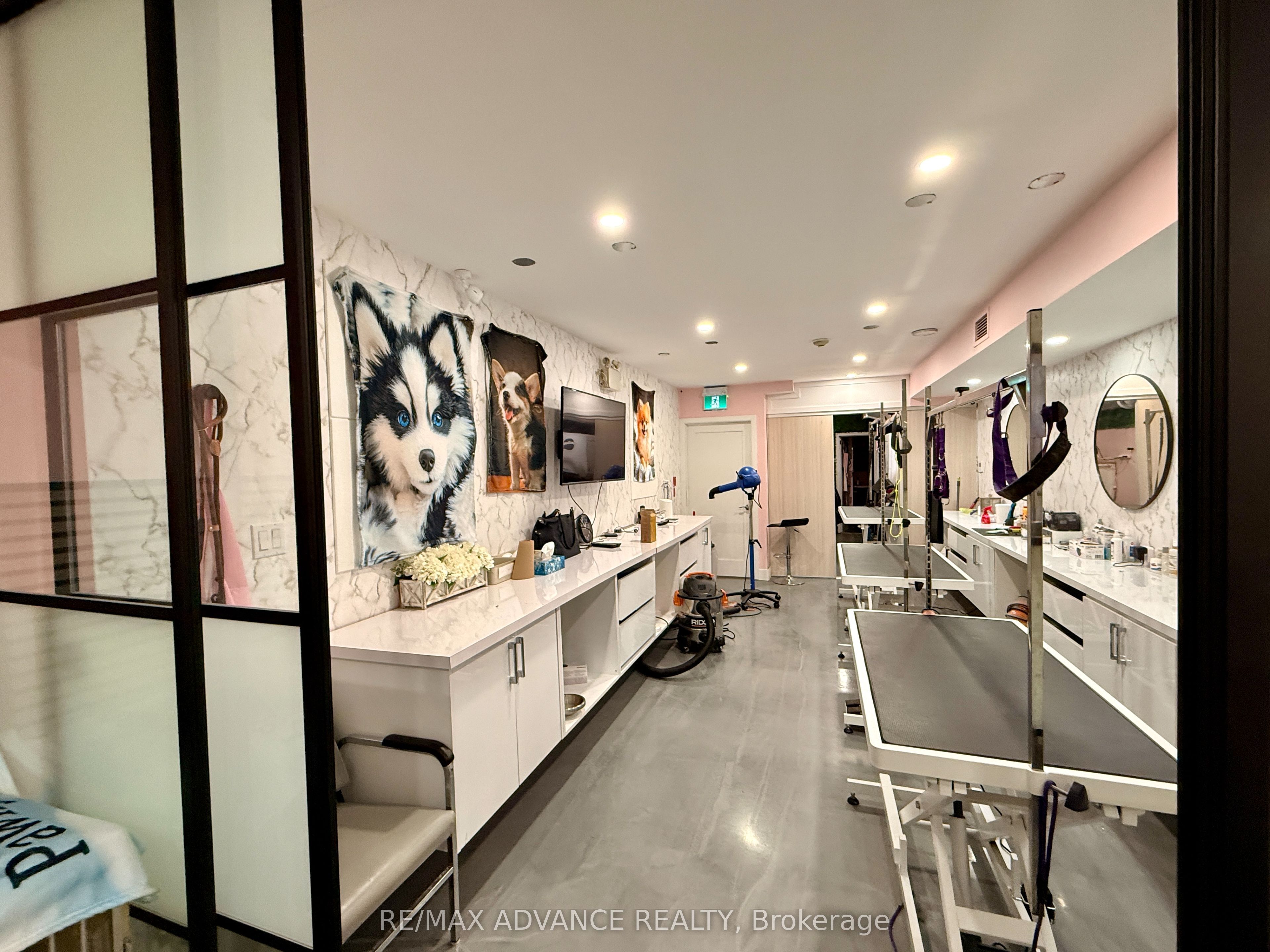 642 Queen Street W Bsmt