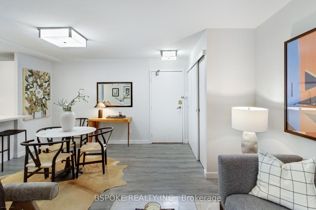 Photo of 105 McCaul Street #204, Toronto, ON M5T 2X4 (MLS # C12455032)