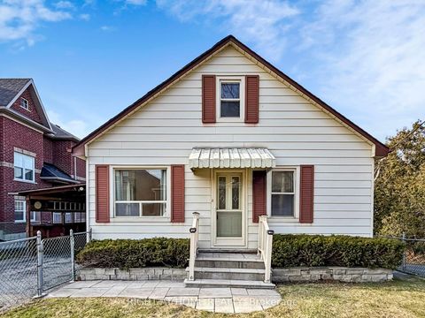 12 Rouge Street Markham ON L3P 1K6