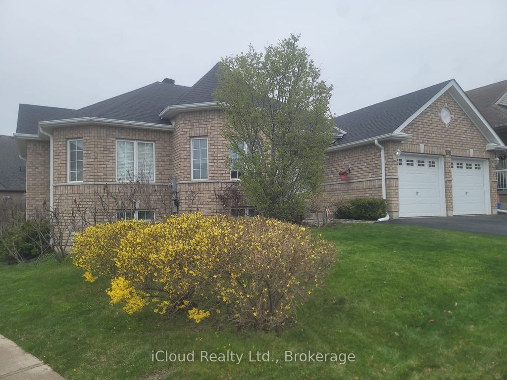 Photo of 758 Coldstream Drive, Oshawa, ON L1K 2Z3 (MLS # E13060996)