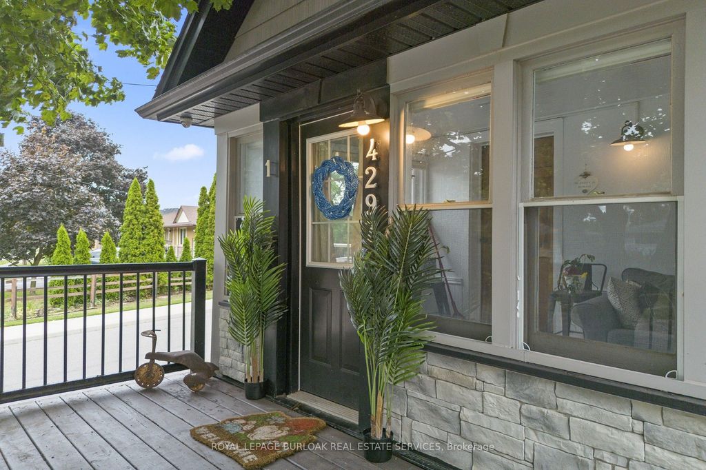 Photo of 4297 East Avenue #1, Lincoln, ON L0R 1B6 (MLS # X12719038)