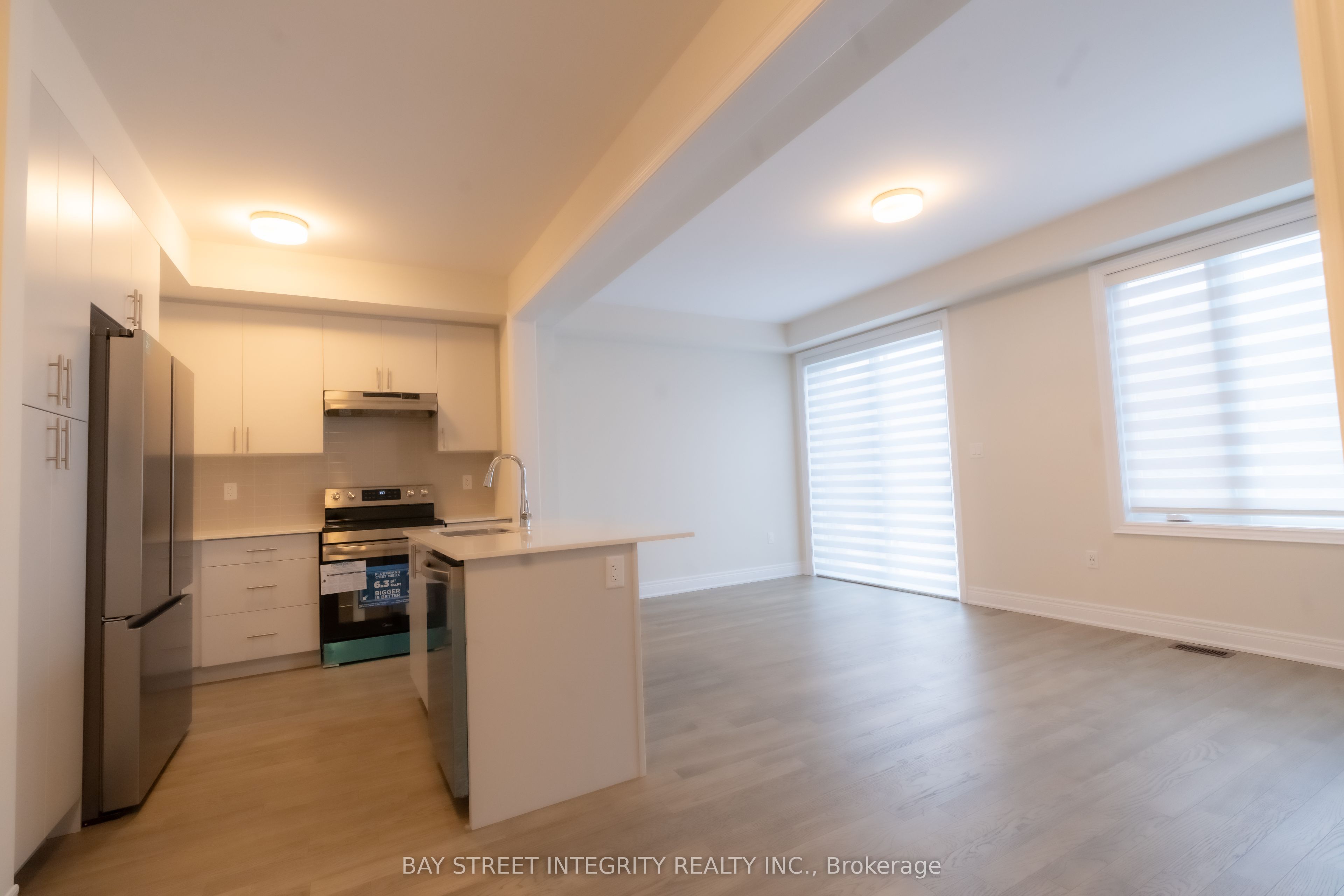 2184 Postmaster Drive 11