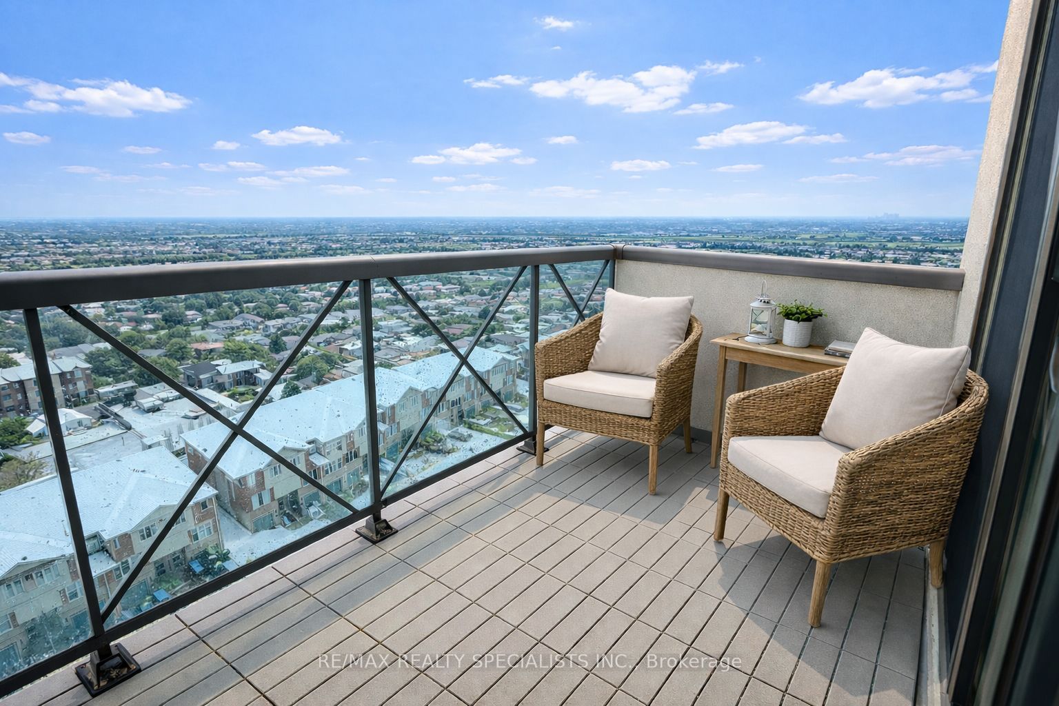 1359 Rathburn Road E 1611