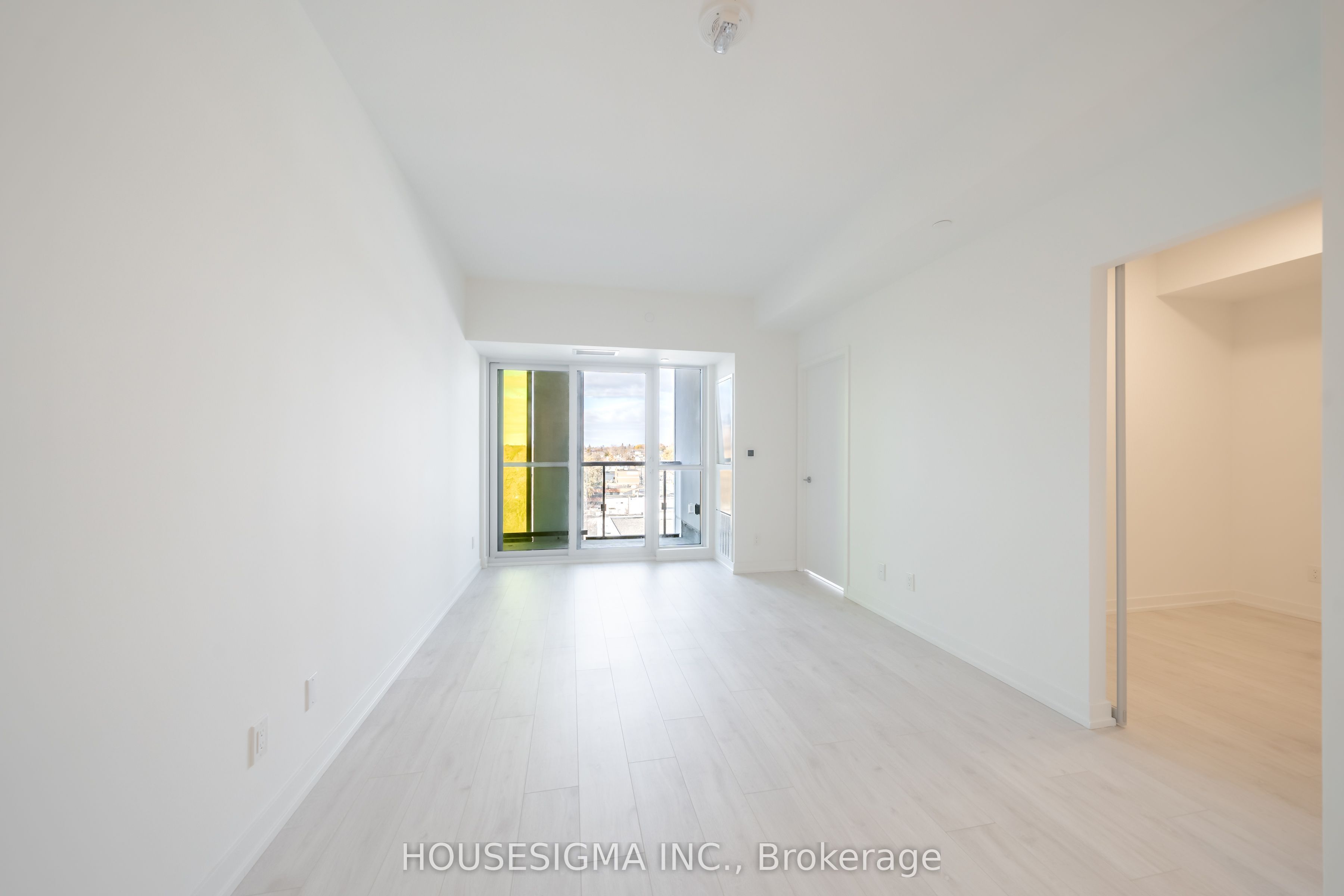 181 Sheppard Avenue E 703