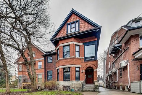 72 Walmer Road Toronto ON M5R 2X7