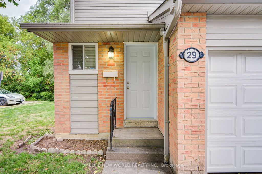 Photo of 29 New Havens Way, Markham, ON L3T 5G1 (MLS # N12988774)