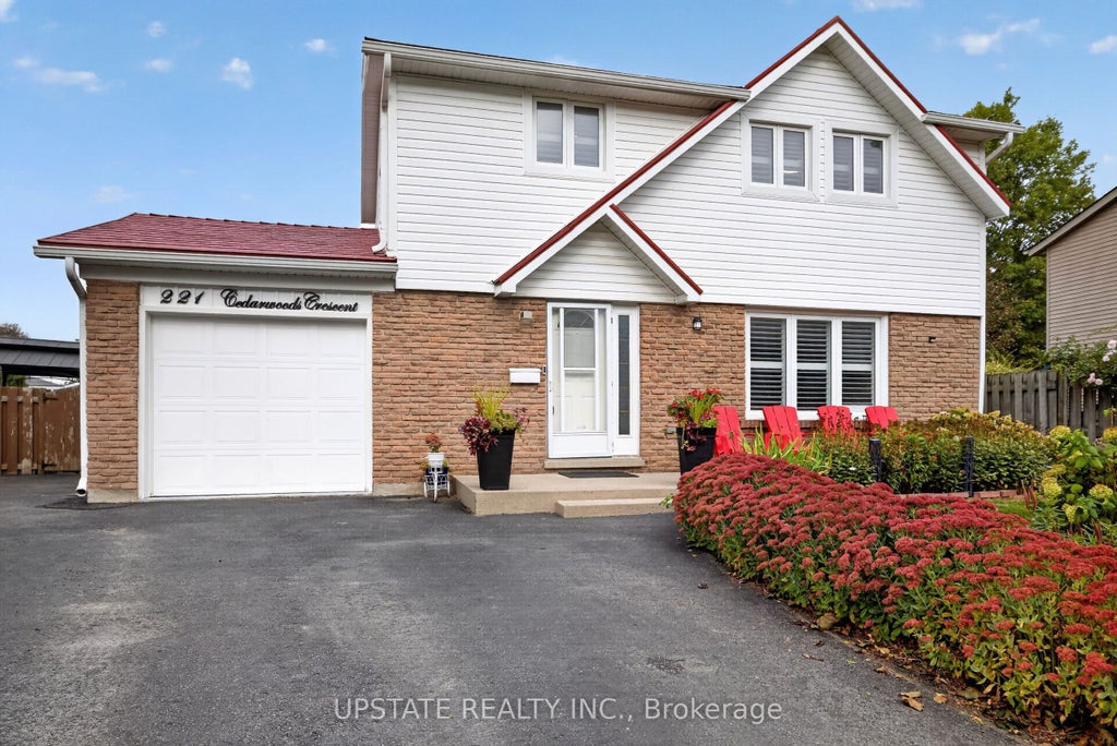 Photo of 221 Cedarwoods Crescent, Kitchener, ON N2C 2K1 (MLS # X14116900)