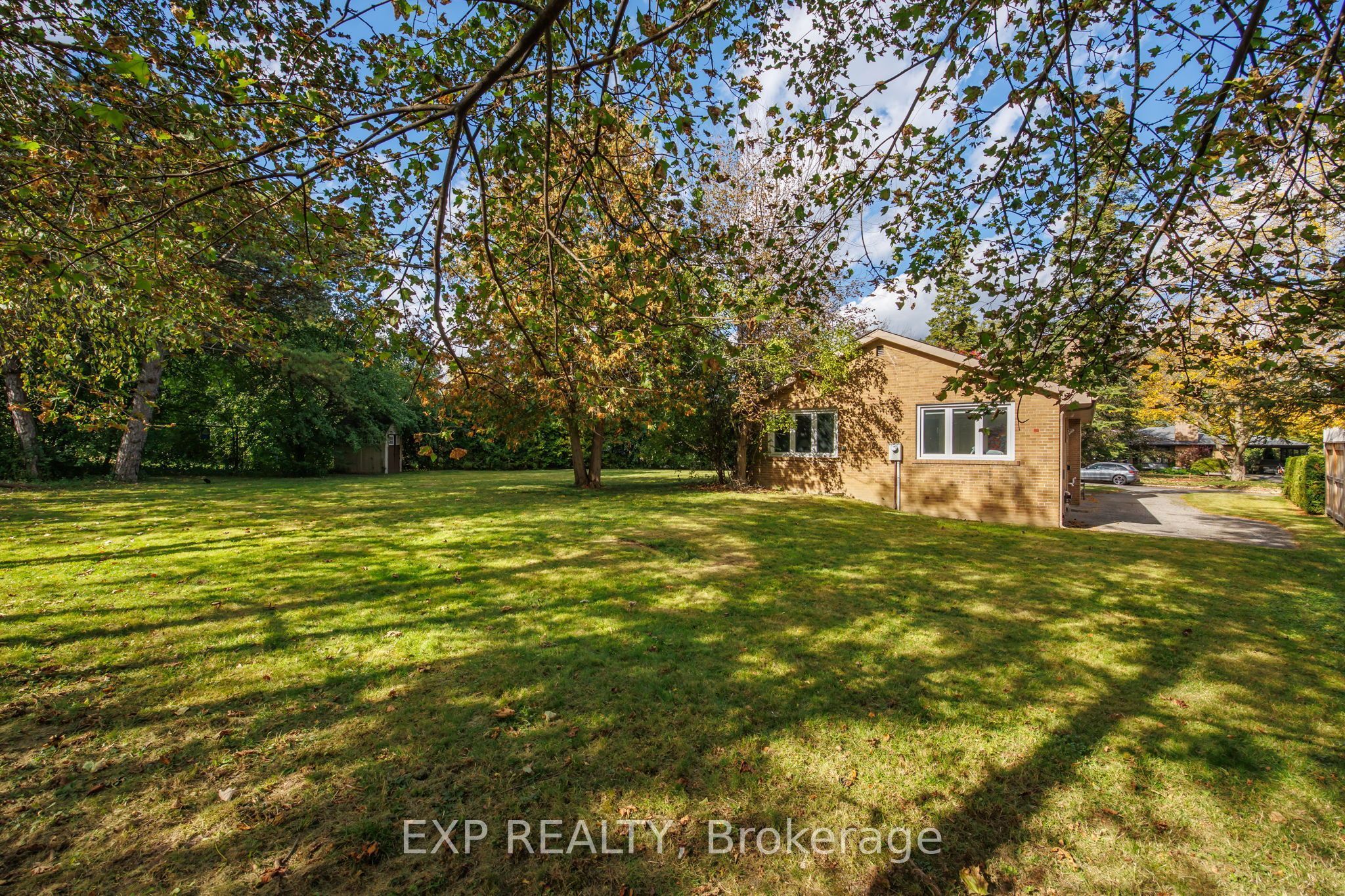 5 Tadcaster Place