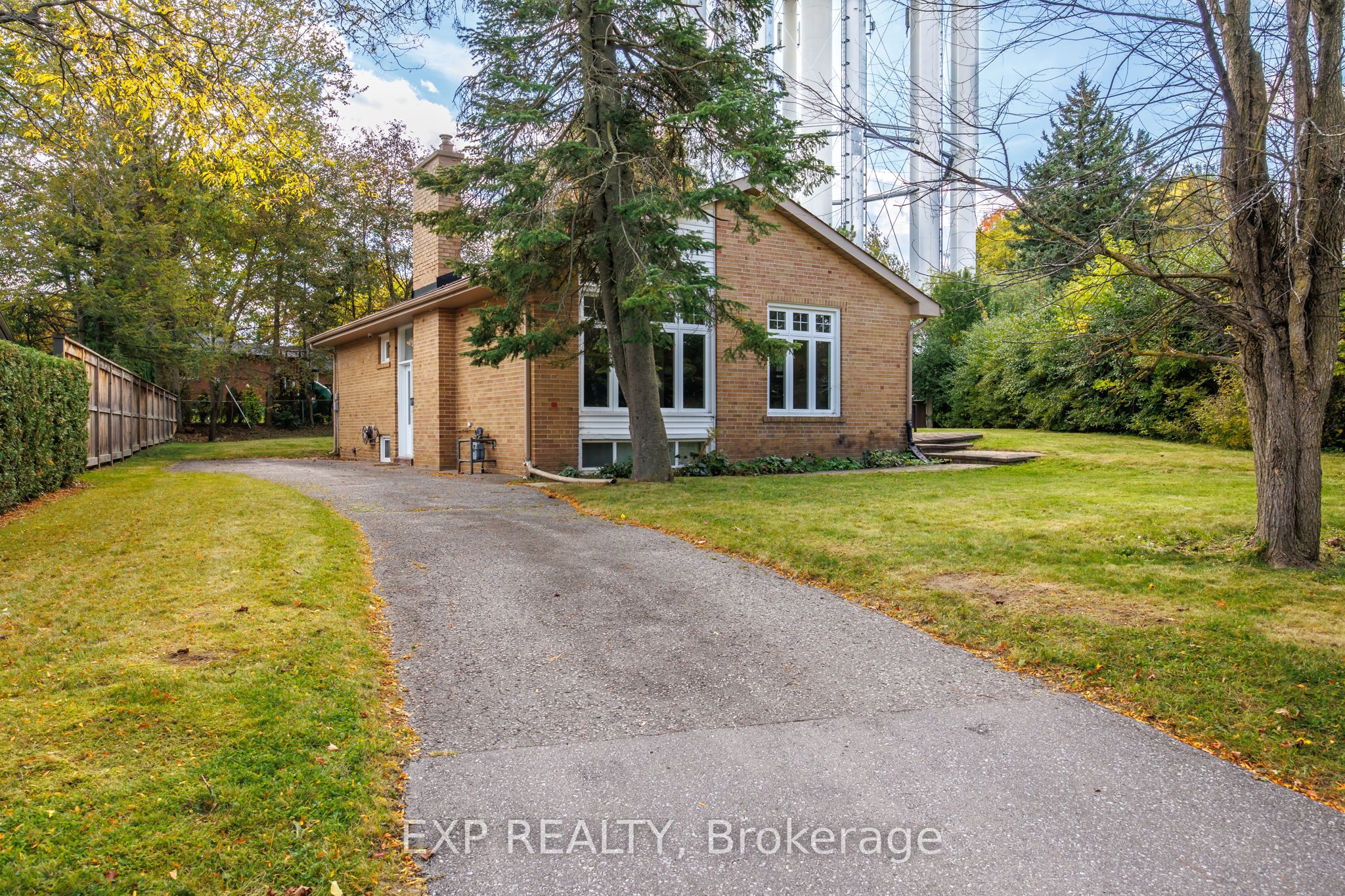 5 Tadcaster Place