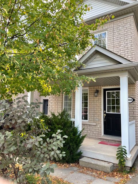 2404 EMERSON Drive Burlington ON L7L 7M4