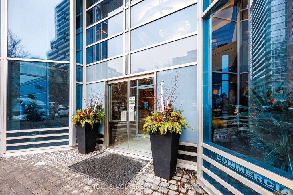 Photo of 160 George Street #2404, Lower Town - Sandy Hill, ON K1N 9M2 (MLS # X12808372)