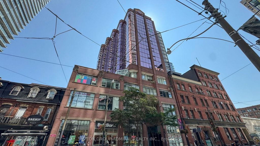 Photo of 393 King Street W #703, Toronto, ON M5V 3G8 (MLS # C12990114)