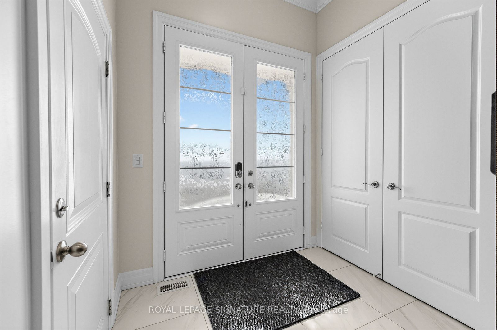 3907 Thomas Alton Boulevard