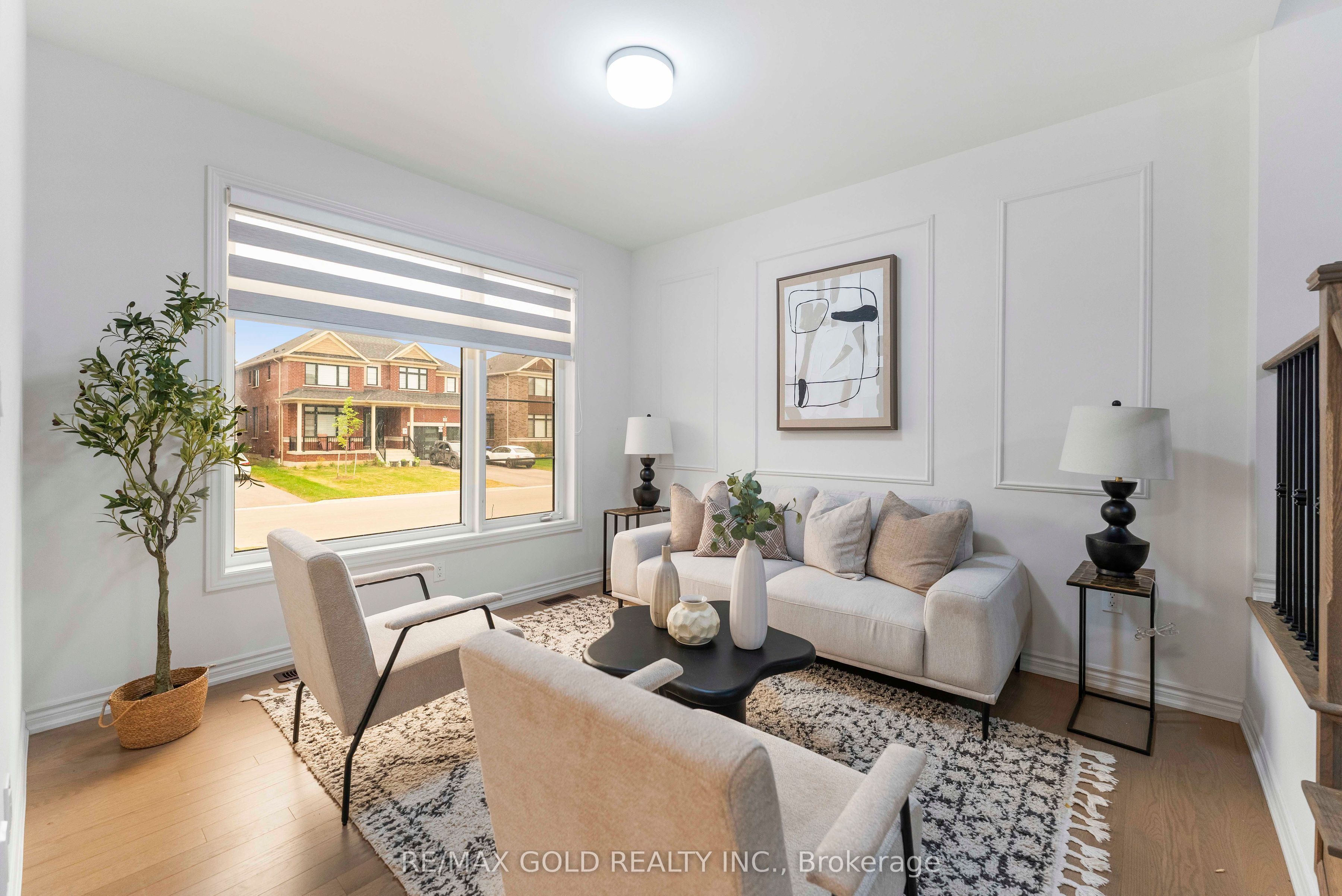 9 Sandhill Crescent
