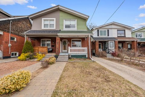 15 Marlow Avenue Toronto ON M4J 3T8