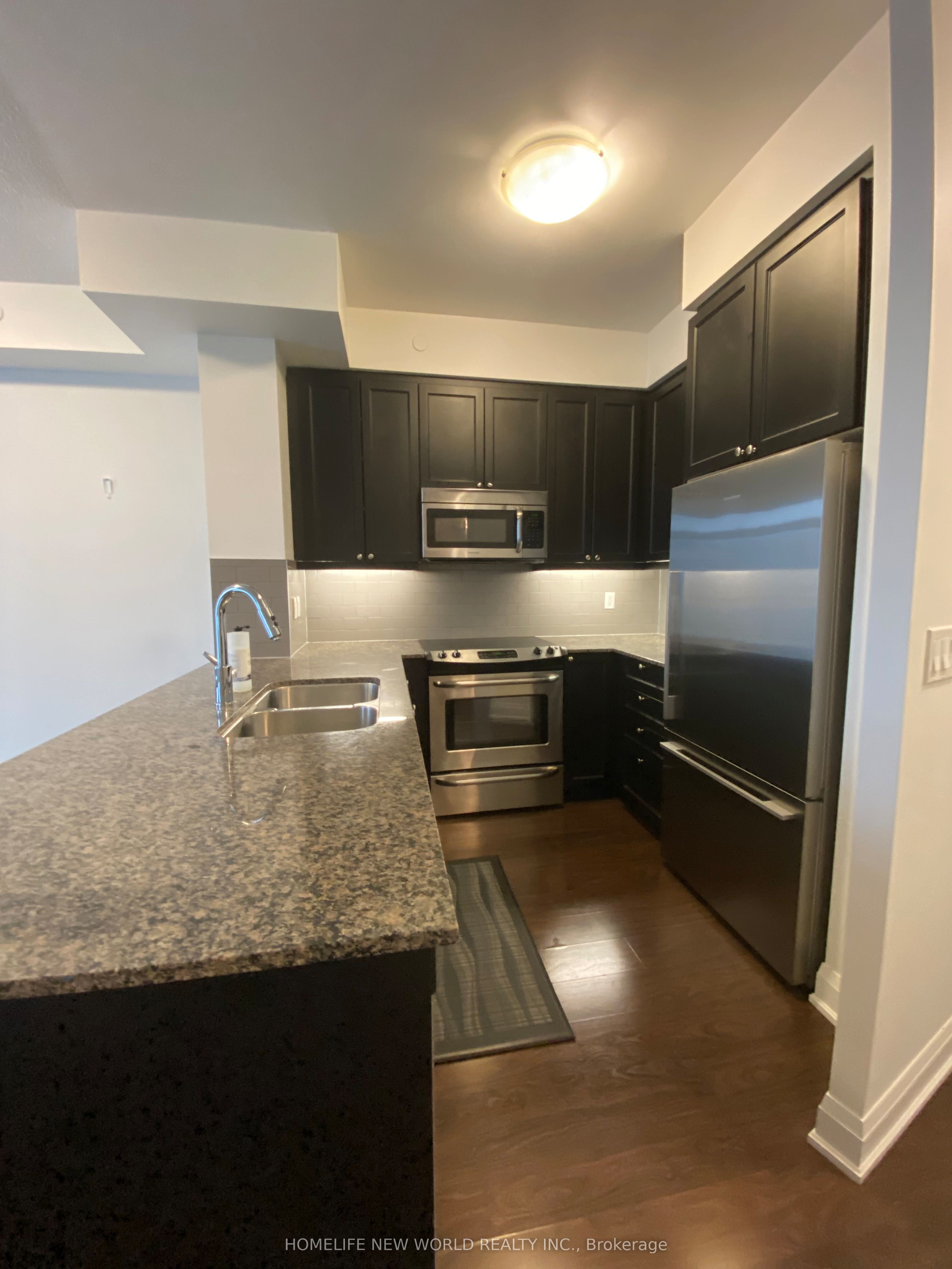 25 Fontenay Court 1106