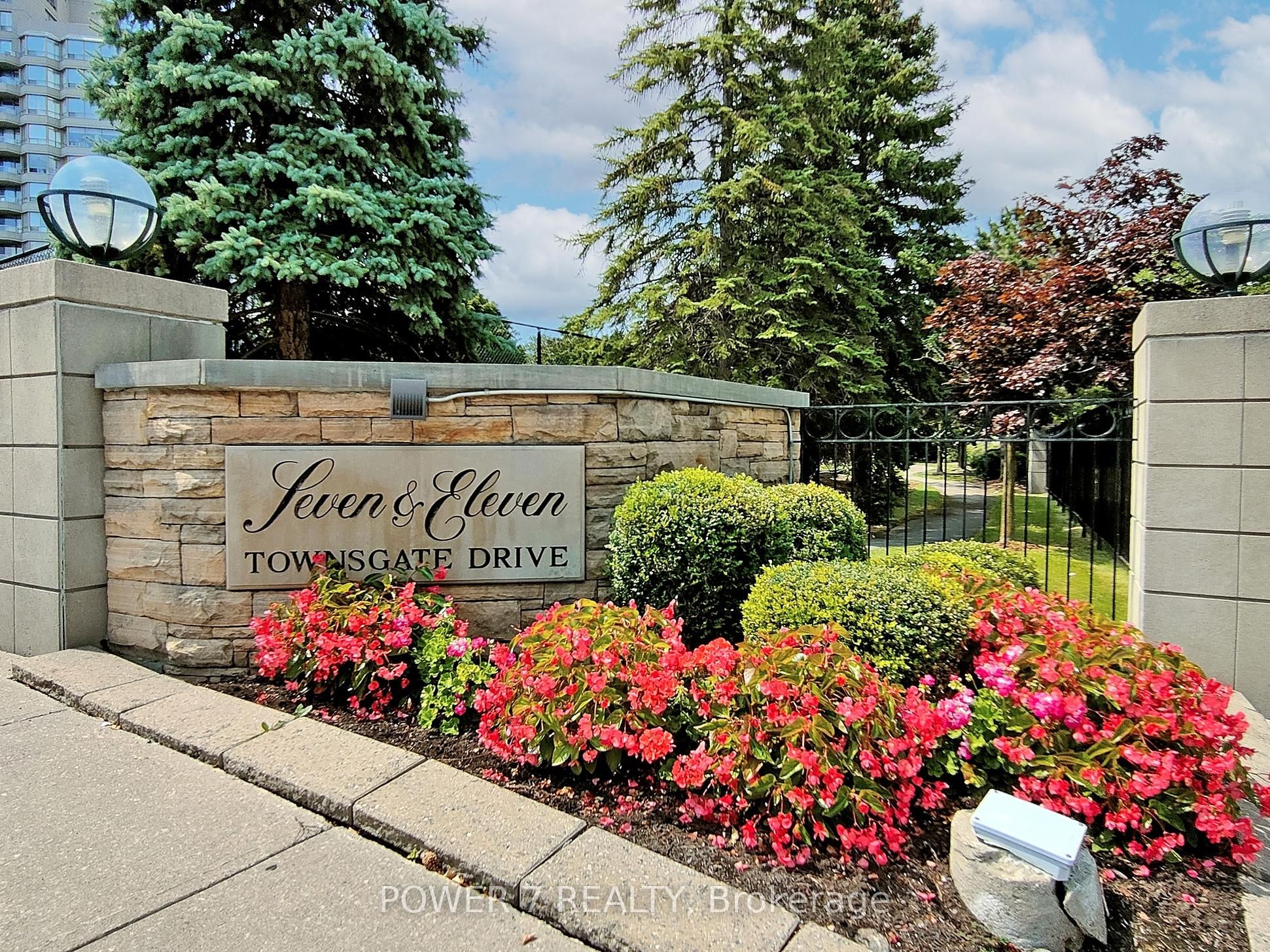 7 Townsgate Drive 1603