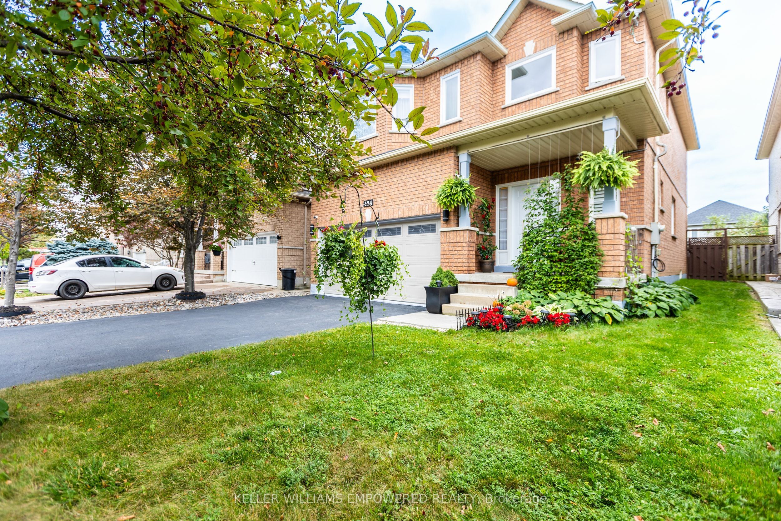 134 Queen Isabella Crescent