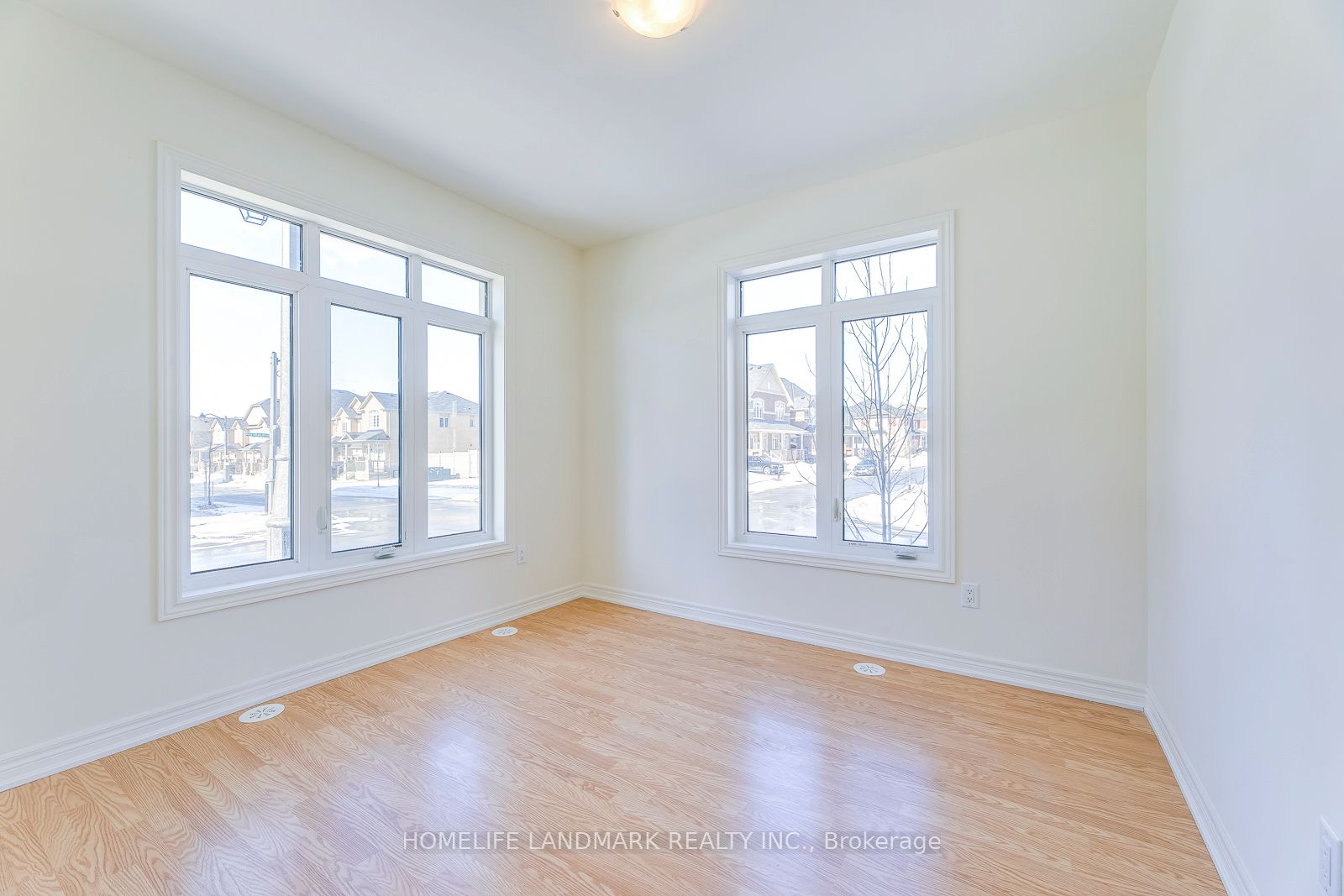 454 Silver Maple Road