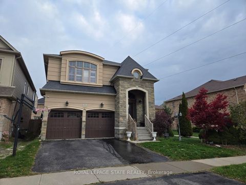 Photo of 548 Wasaga Crescent, Waterloo, ON N2V 2Y7 (MLS # X12571800)