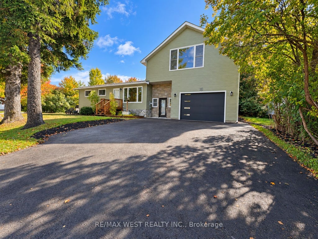 Photo of 101 Lorne Street, Grey Highlands, ON N0C 1H0 (MLS # X13933596)
