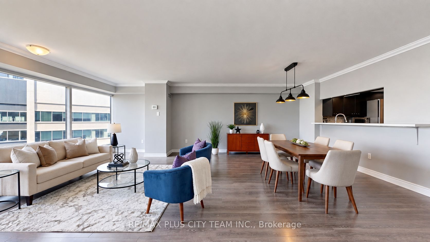 33 University Avenue 2506