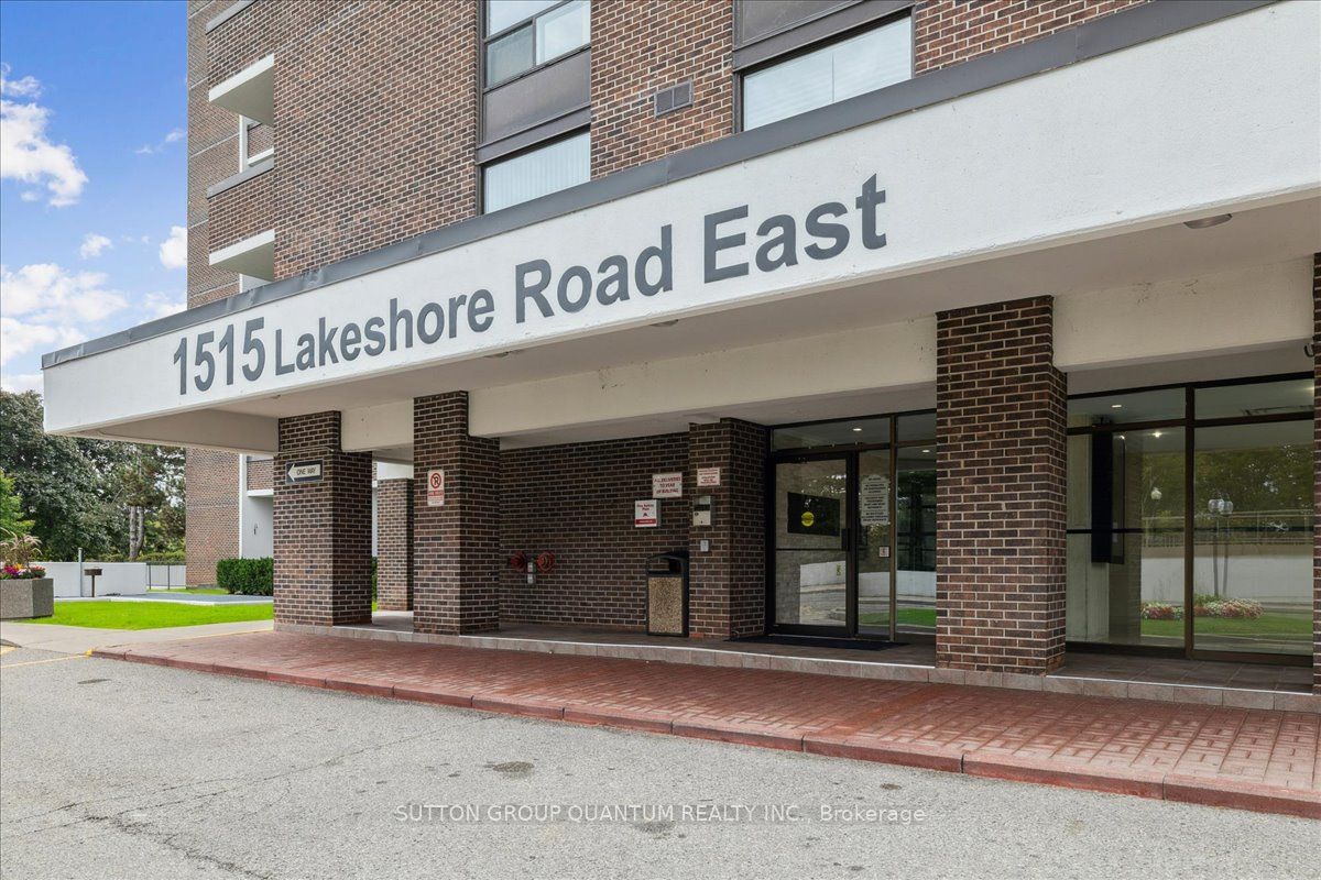 1515 Lakeshore Road E 1404