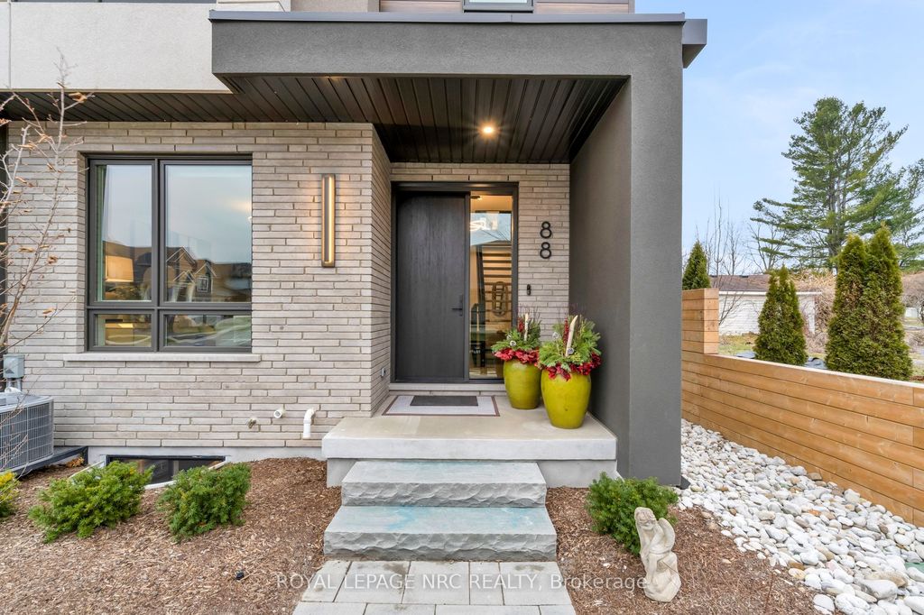 Photo of 88 Moody Street, Pelham, ON L3E 0B3 (MLS # X12701346)