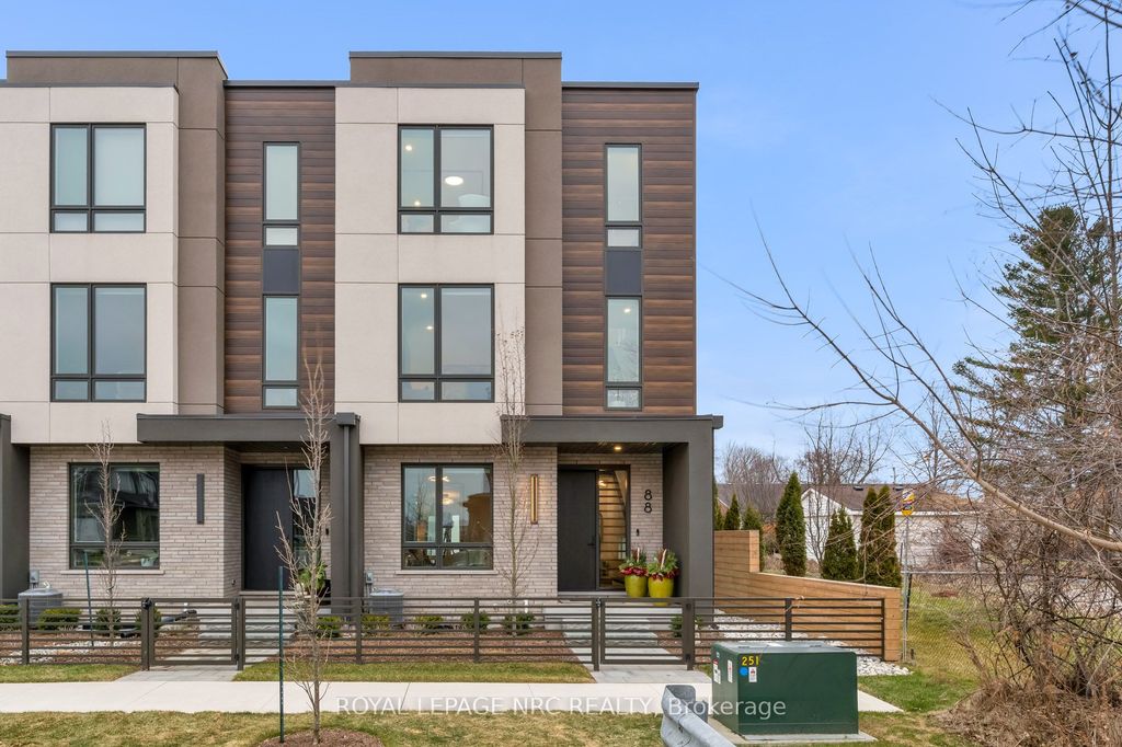 Photo of 88 Moody Street, Pelham, ON L3E 0B3 (MLS # X12701346)