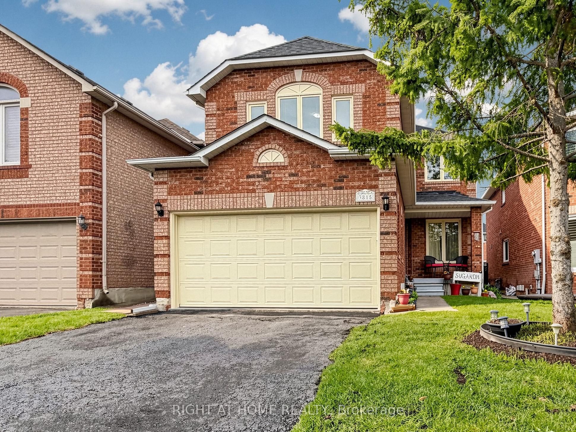 3815 Althorpe Circle